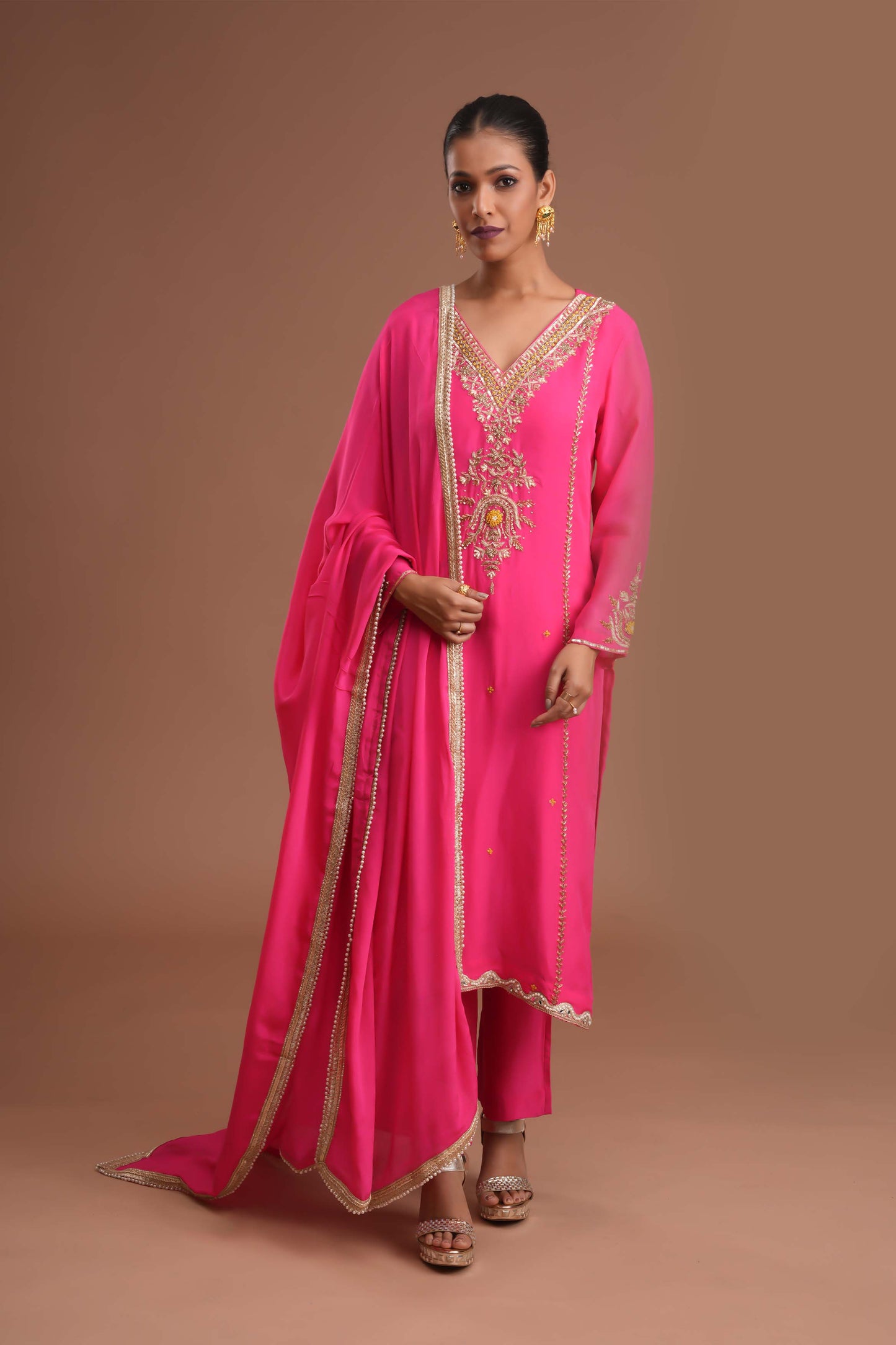 Kumud Moti Zari Suit