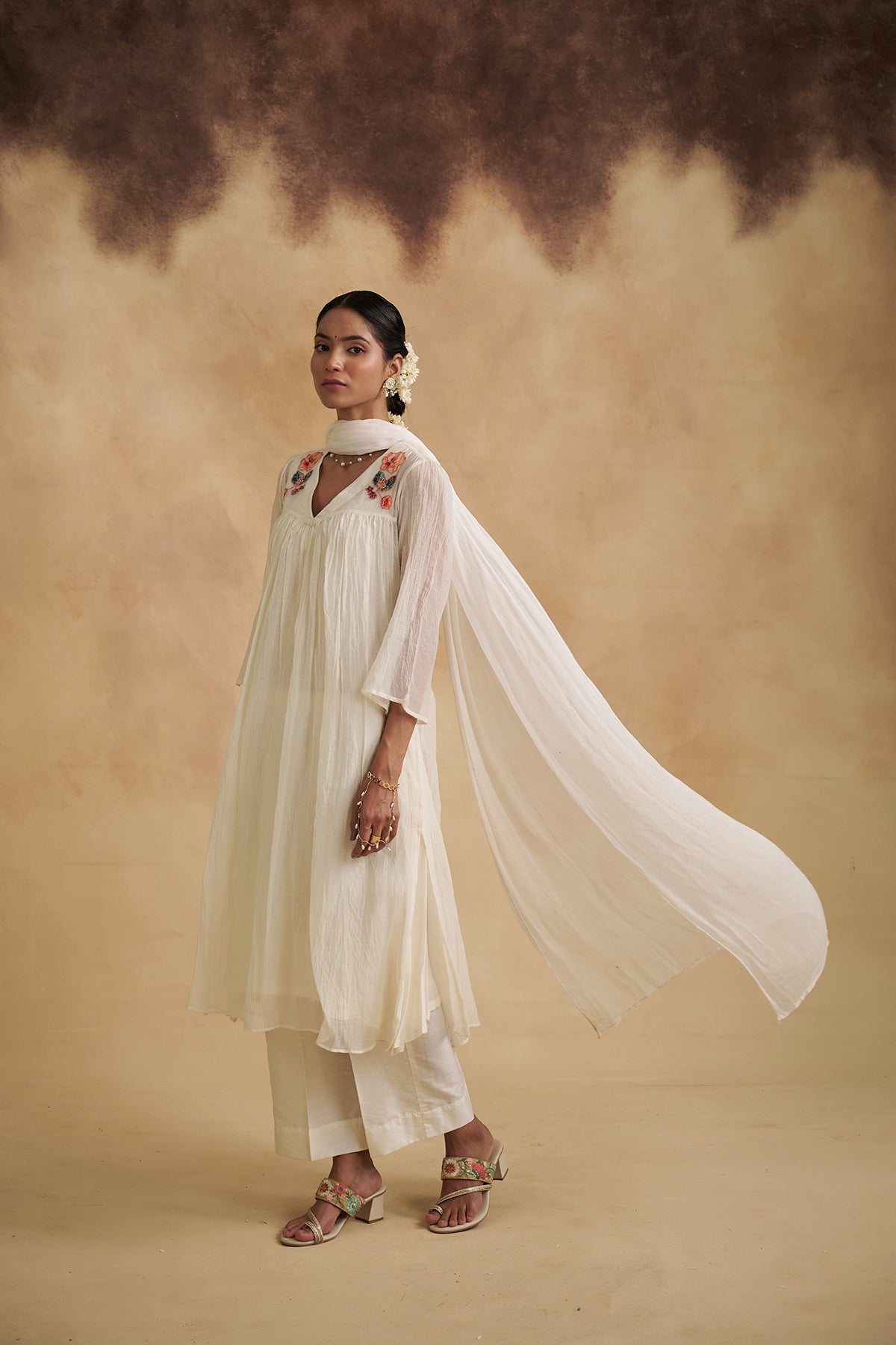 Ivory & Rose Mul Chanderi Suit