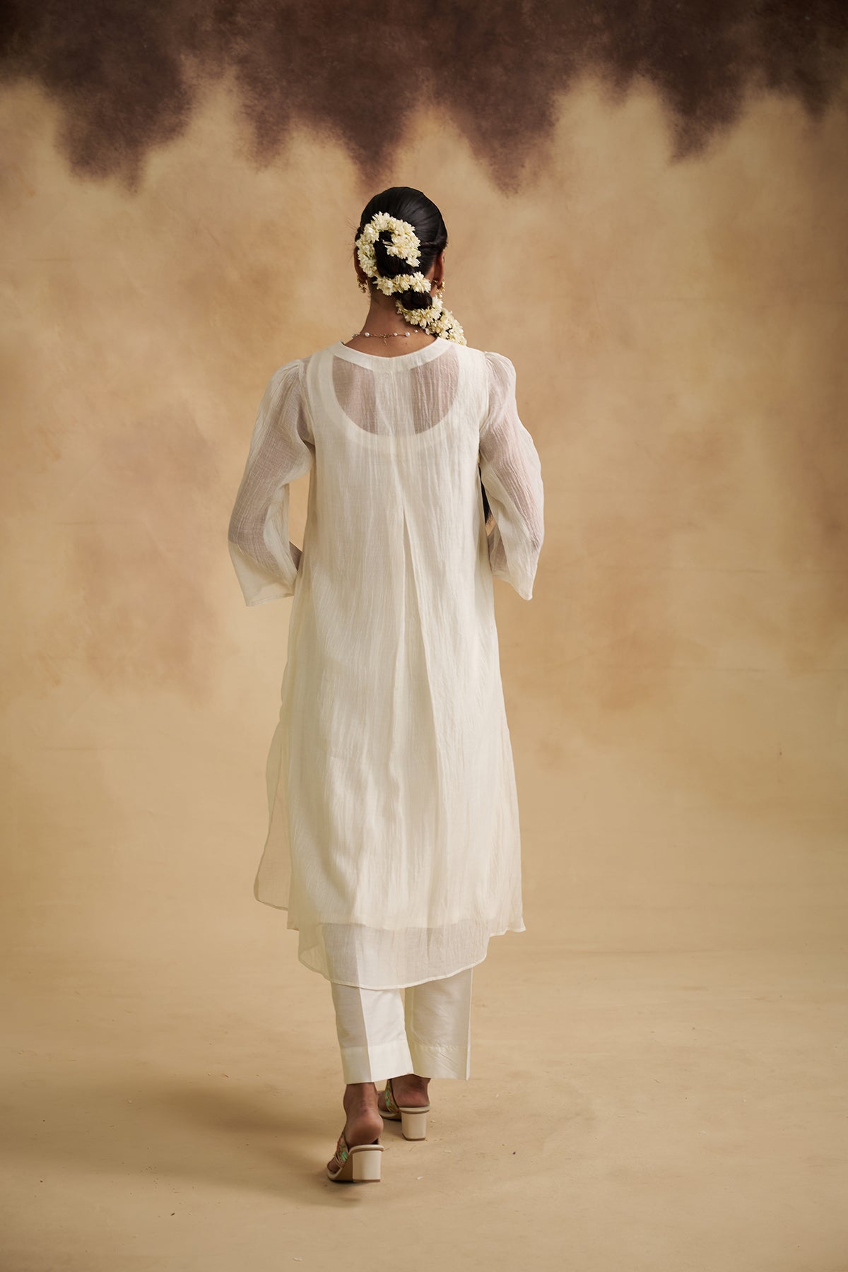 Ivory & Rose Mul Chanderi Suit