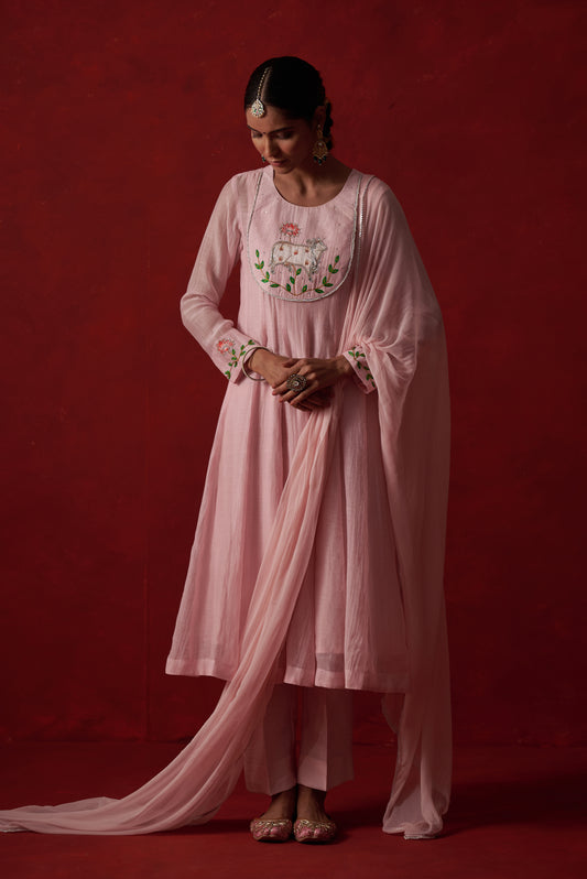 Pichwai Gulabi Mul Chanderi Suit