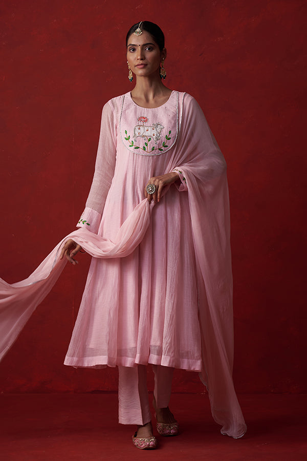 Pichwai Gulabi Mul Chanderi Suit
