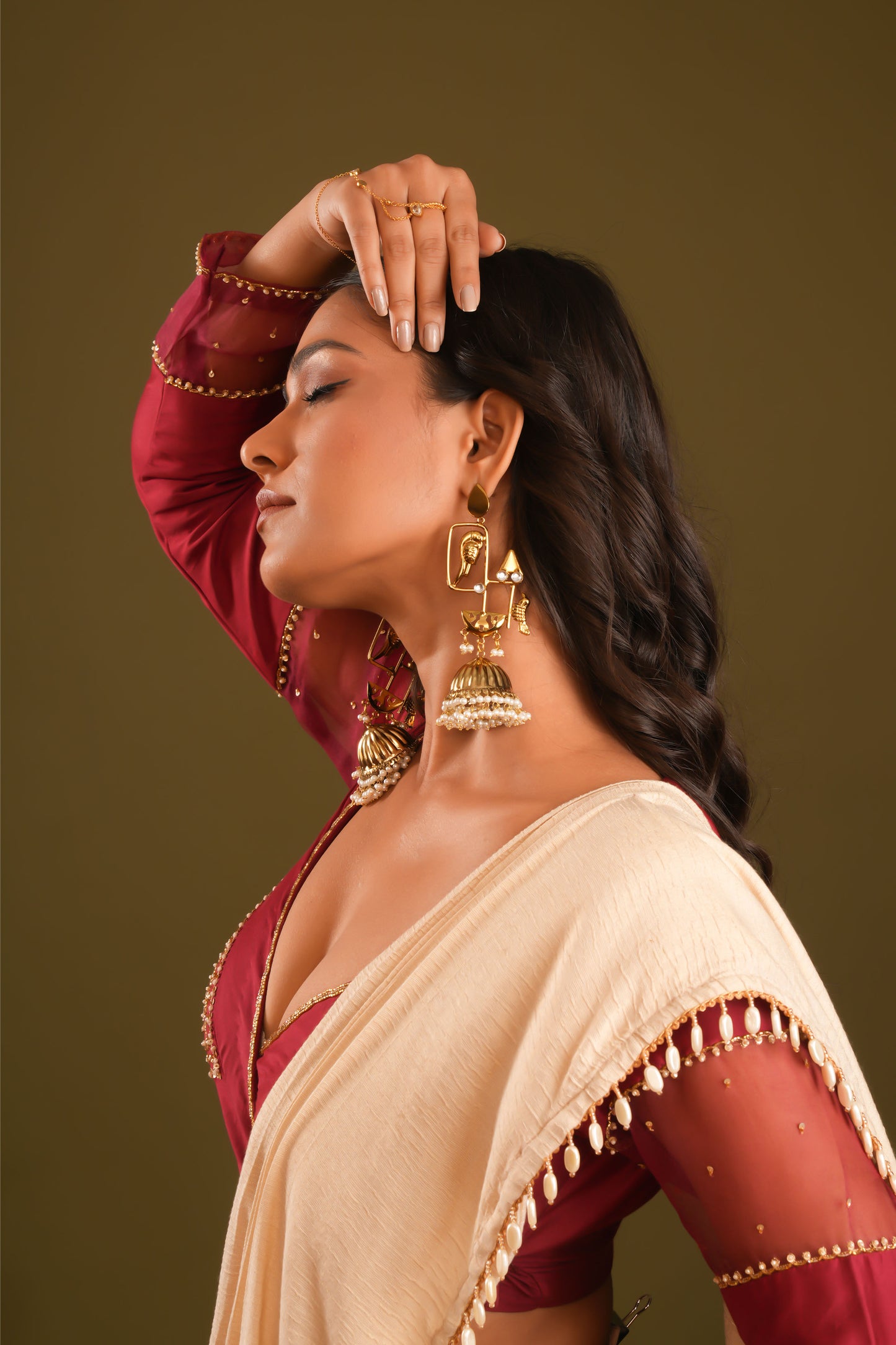 GOLDEN MALLIKA PRE-DRAPE SAREE WITH BLOUSE