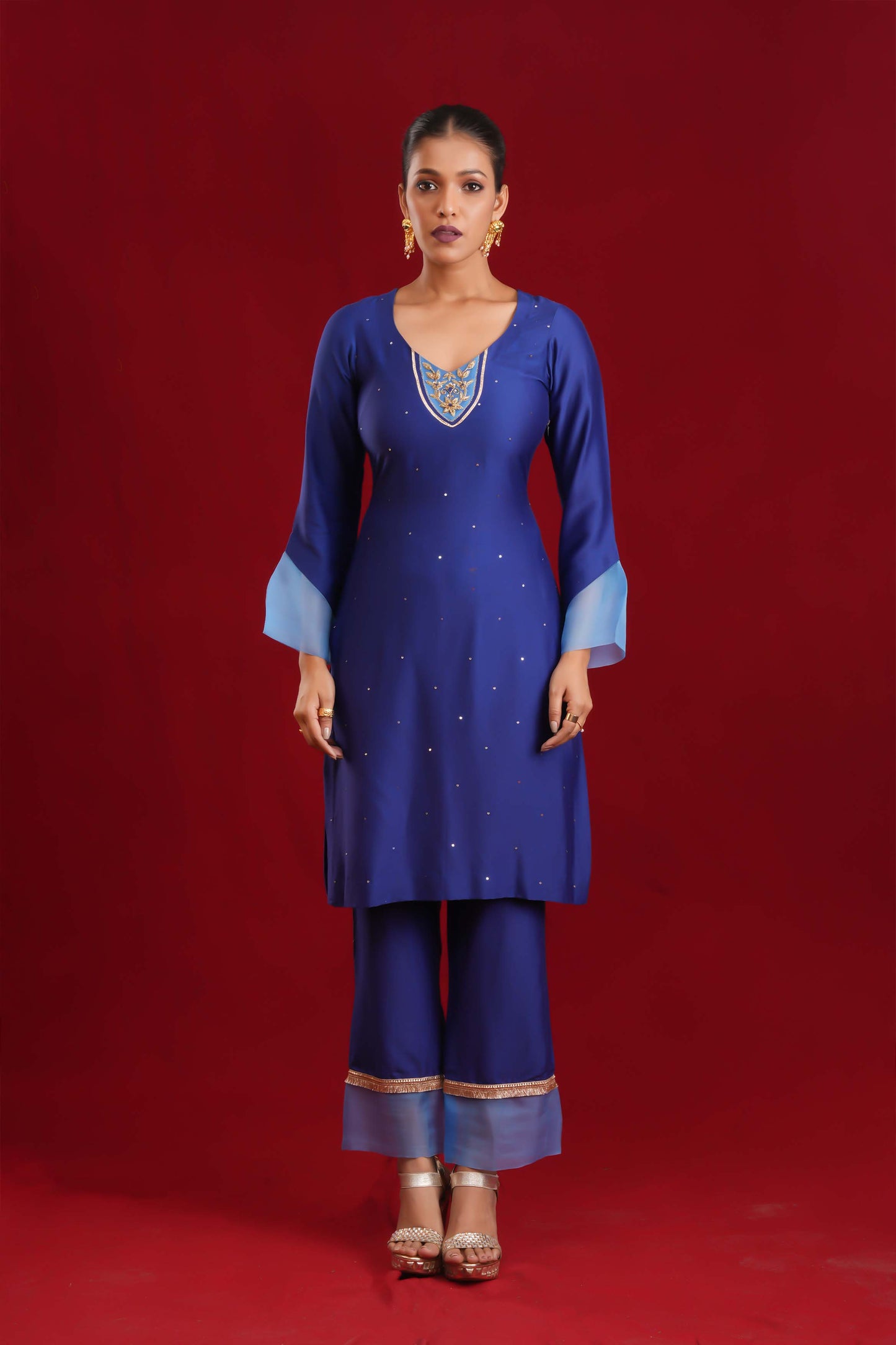 ULLAS SUIT SET WITH NIZAMI DUPATTA