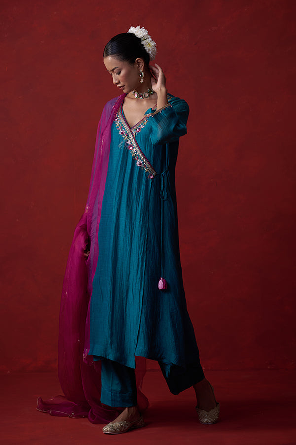 Jalaharīta Resham Chanderi Suit