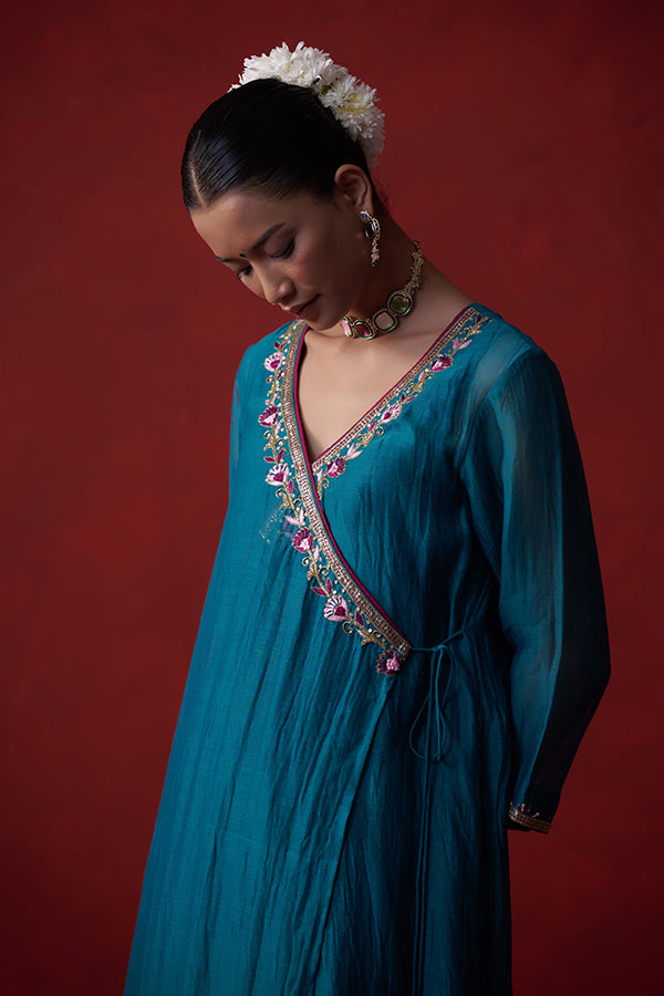Jalaharīta Resham Chanderi Suit